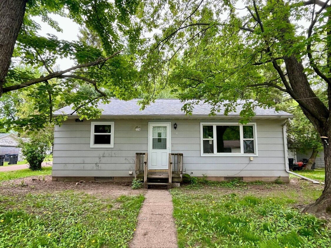 Foto principal - 2 Bed 1 Bath Single Family Home in Colby