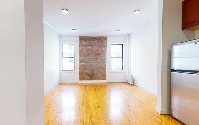 Building Photo - West 147th Street