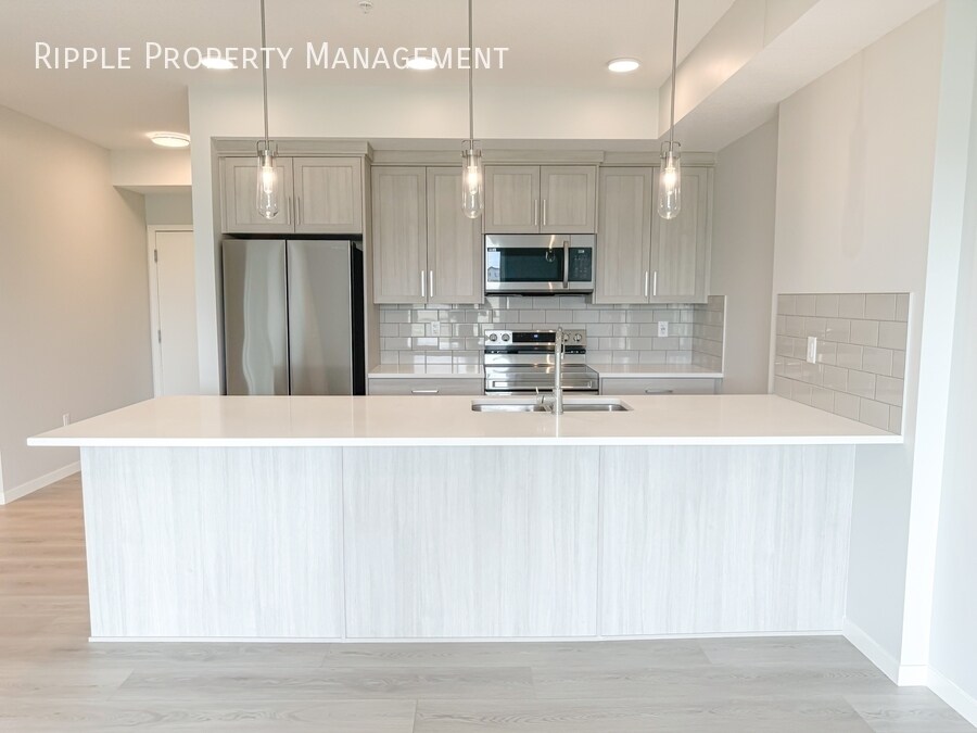 Primary Photo - Modern 2 Beds, 2 Baths Apartment/Condo | A...