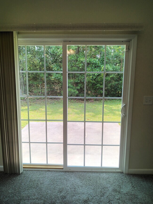 Building Photo - 409 Cheticamp Ct