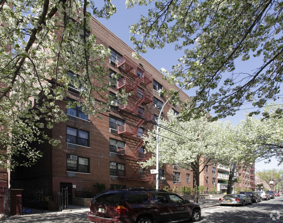 4140 Denman Street Apartments in Elmhurst, NY