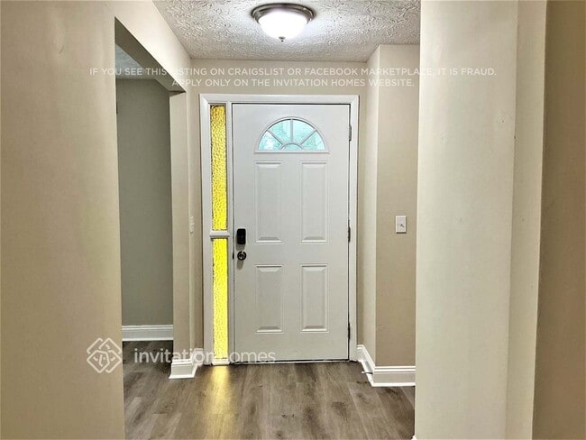 Building Photo - 3537 Fortuna Dr