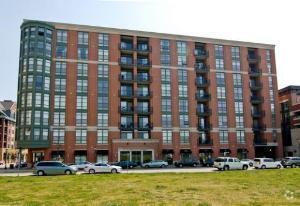 Building Photo - 1 S Highland Ave