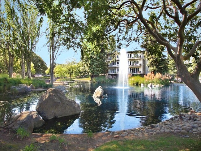 Foto del edificio - 801 N Humboldt St
