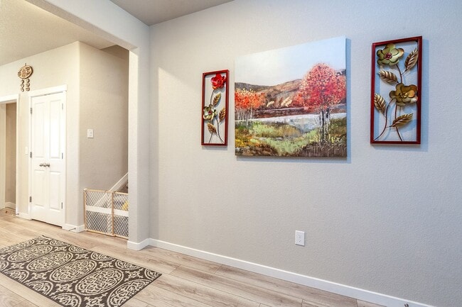 Building Photo - Single Family Home for Rent