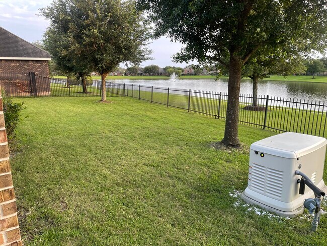 Foto del edificio - 19302 Stanton Lake Dr