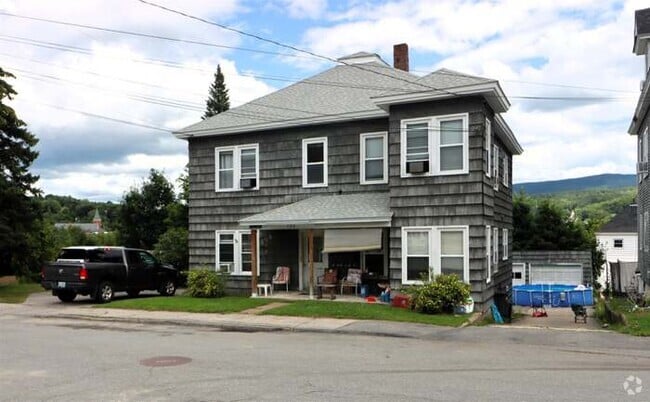 Building Photo - 786 2nd Ave