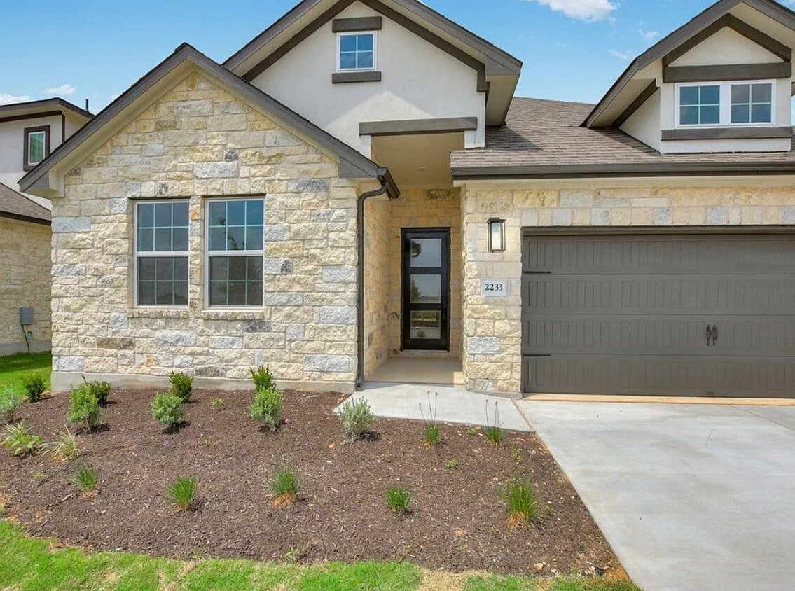 Foto principal - 2233 Nates Pl
