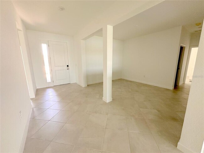 Foto del edificio - 8577 St Kitts Cir