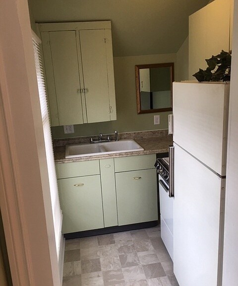 Foto del edificio - 533 Seymour Ave