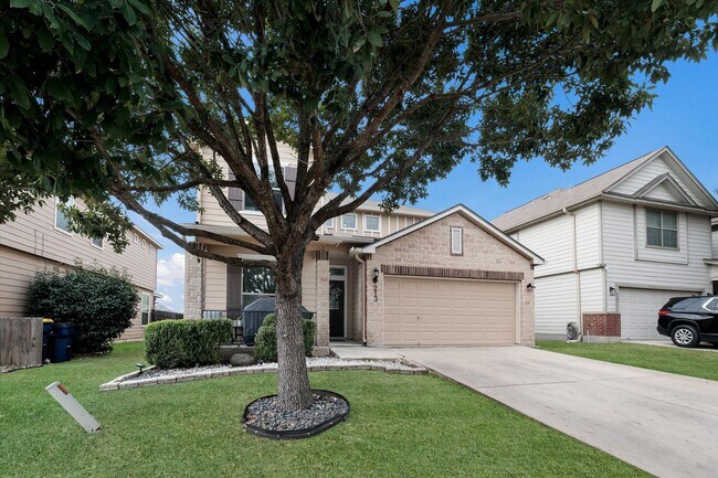 Foto del edificio - Modern Living Meets Community Charm in This Cibolo Gem