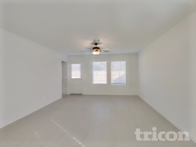 Building Photo - 1718 Serenity Moon Dr