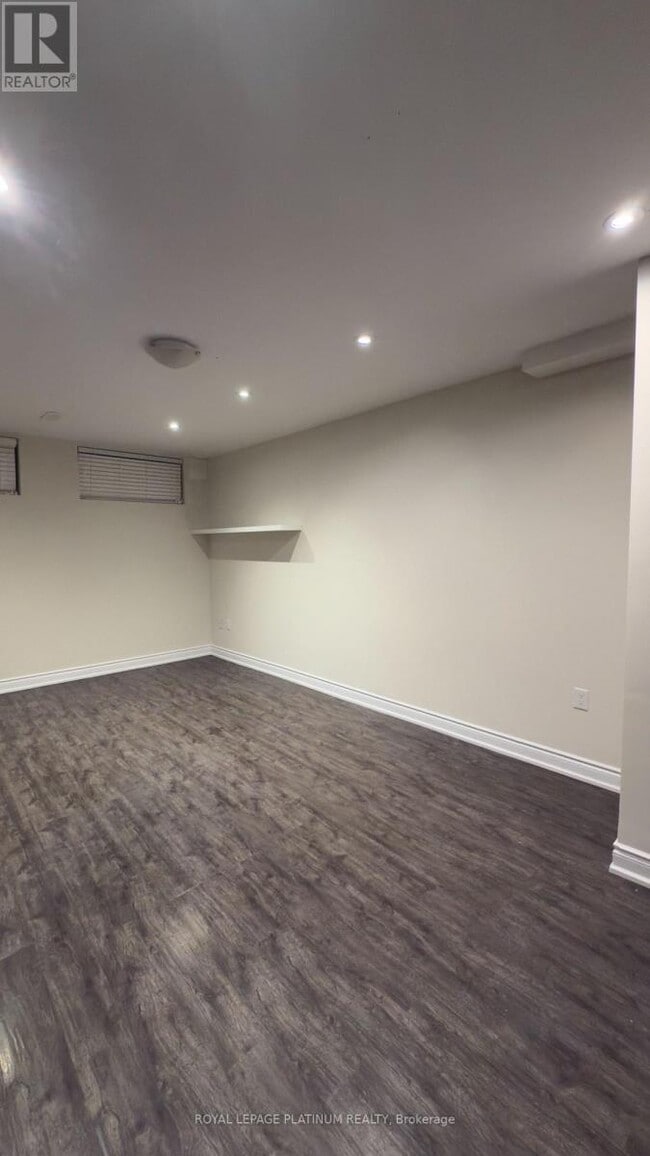 Building Photo - 5640 Fifth Line