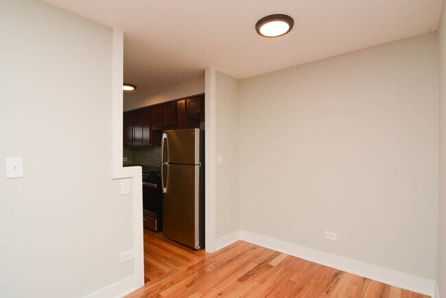 Foto del edificio - 432 Elm Pl
