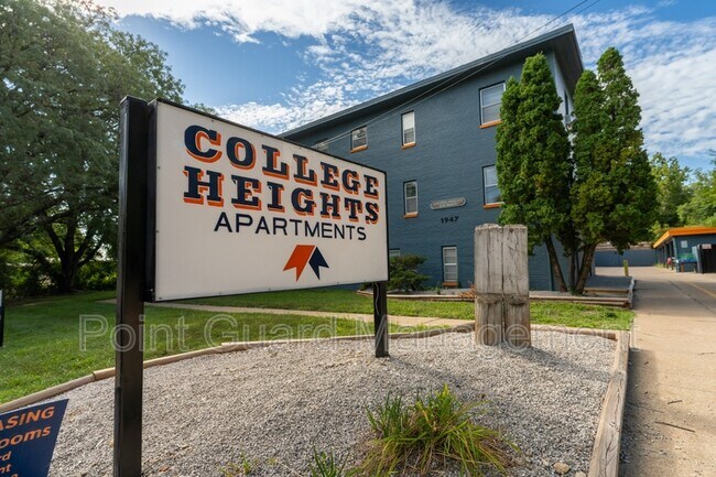 Foto del edificio - 1947 College Heights Rd