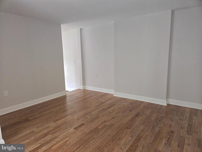 Foto del edificio - 2540 Mount Rd