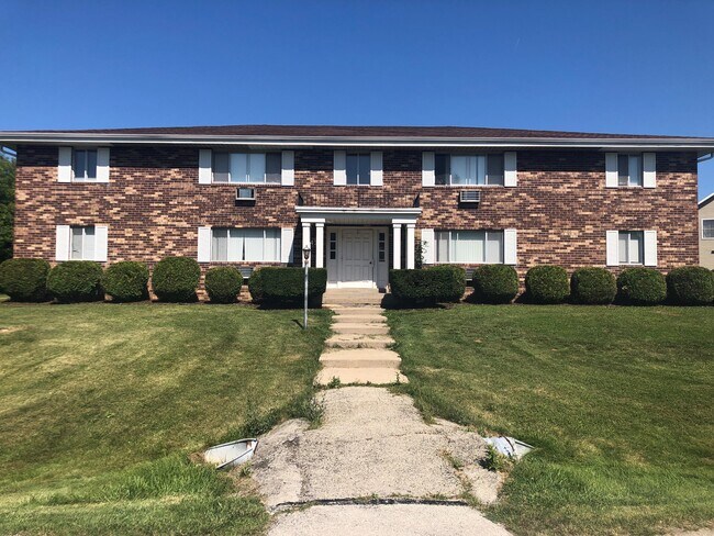 Building Photo - 4315 Kennedy Dr