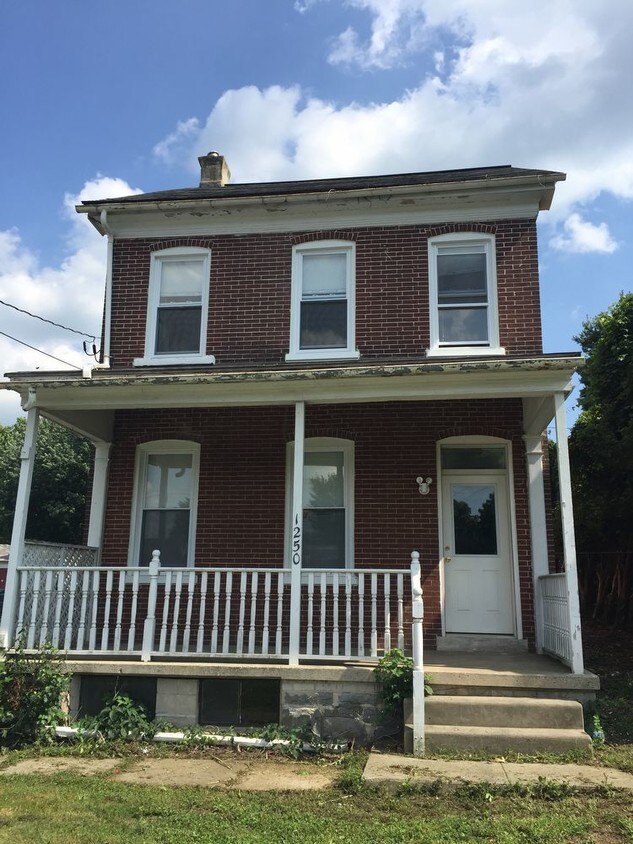 Primary Photo - 1250 Wabank Road - Unit 2