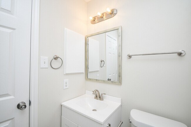 Foto del edificio - 139 Skycrest Dr