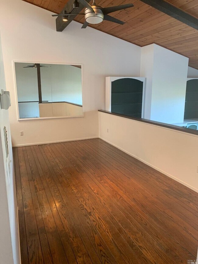 Building Photo - 134 La Alondra Ct