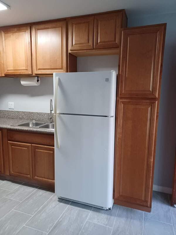 Building Photo - 1440 Lincoln Ave