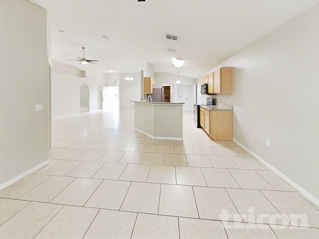 Building Photo - 10845 Laxton St