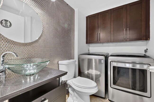 Foto del edificio - 846 Blue Ridge Cir