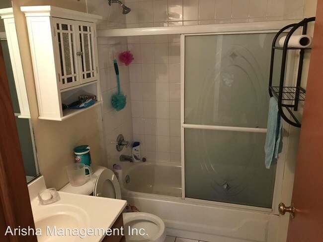 Building Photo - 2 br, 2 bath House - 8700 W Evelyn Unit 105