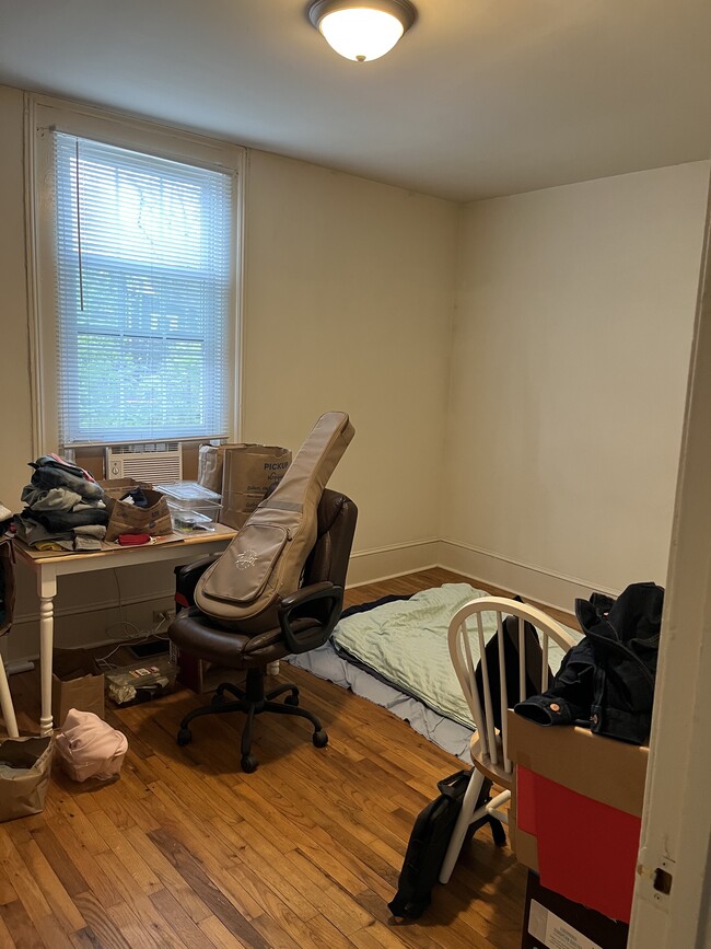Building Photo - 530 Nantahala Ave