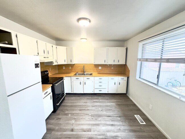 Foto del edificio - 173 S 900 W