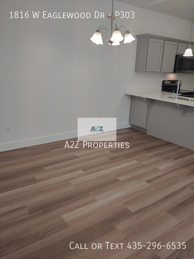 Building Photo - 1816 W Eaglewood Dr