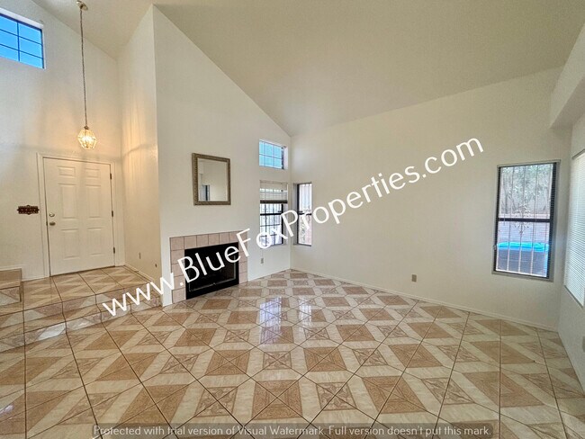 Building Photo - 8552 N Winchester Creek Dr