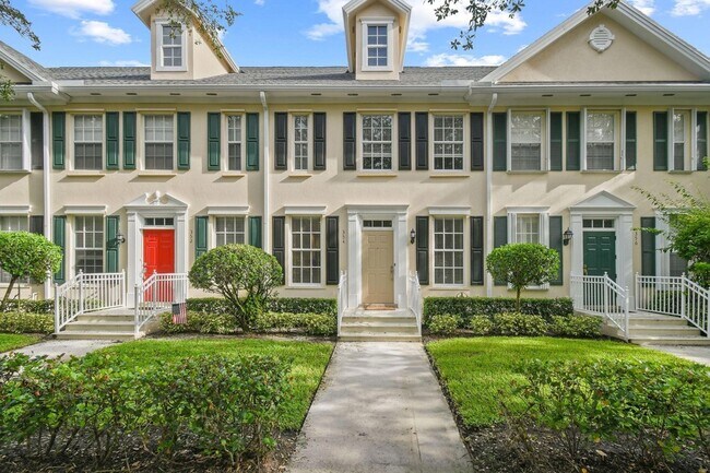 Foto del edificio - 354 Jacaranda Dr