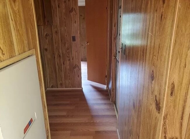 Building Photo - 2 Bedroom Mobile Home in Inman