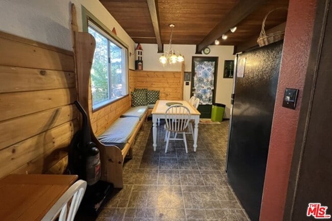 Building Photo - 42534 La Placida Ave