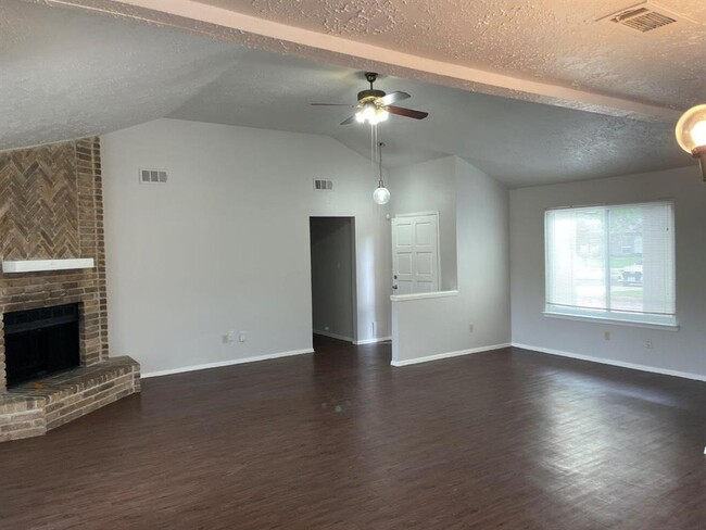 Building Photo - 13507 Tara Oak Dr