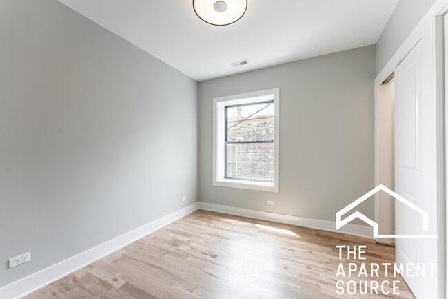 Building Photo - 2537 N Campbell Ave