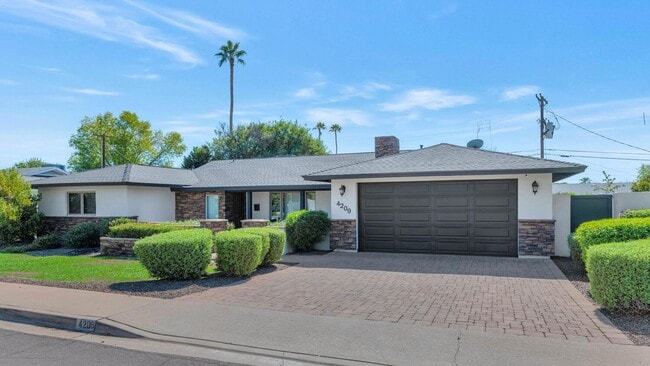 Photo - 4209 E Weldon Ave House