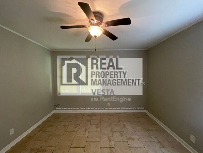 Building Photo - 247 Riley Ave