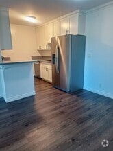 Building Photo - 576 N Bellflower Blvd