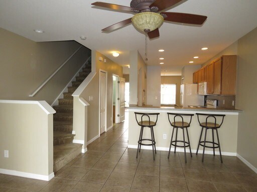 Foto del edificio - Super Cute 2bd, 2ba townhouse for Rent