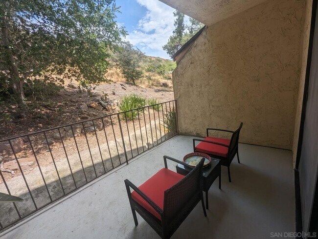 Building Photo - 7845 Golfcrest Dr