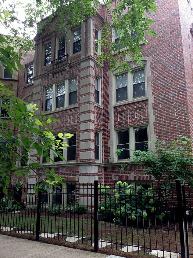 Primary Photo - 5056 N. Winchester
