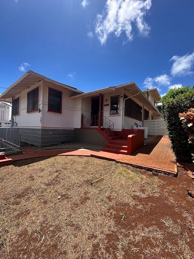 Foto del edificio - Koko Head Ave