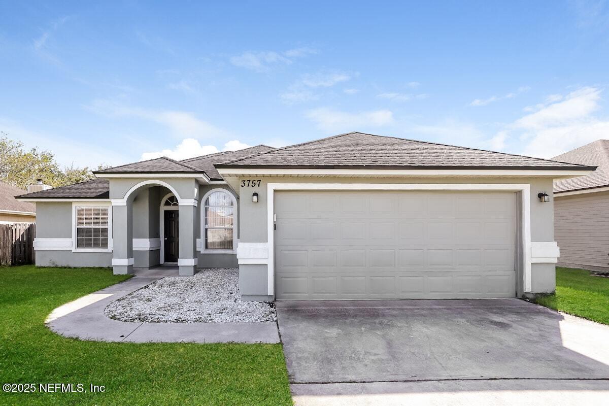 Foto principal - 3757 Woodbriar Dr