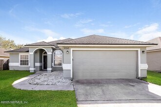 Building Photo - 3757 Woodbriar Dr