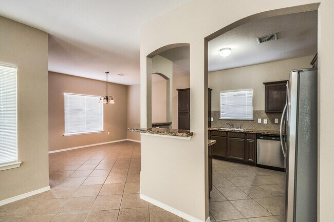 Foto del edificio - 13163 Kestrel Ave