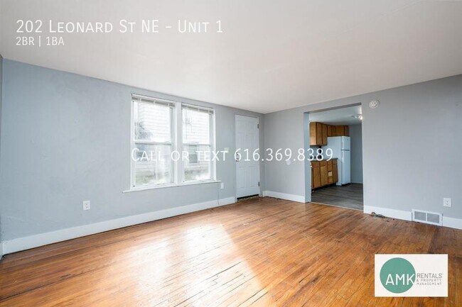 Foto del edificio - 202 Leonard St NE