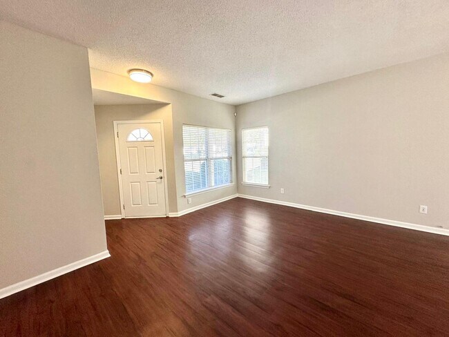 Building Photo - 3414 Summerfield Ridge Ln