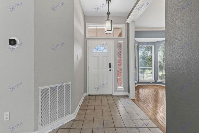 Building Photo - 8041 Flagstone St